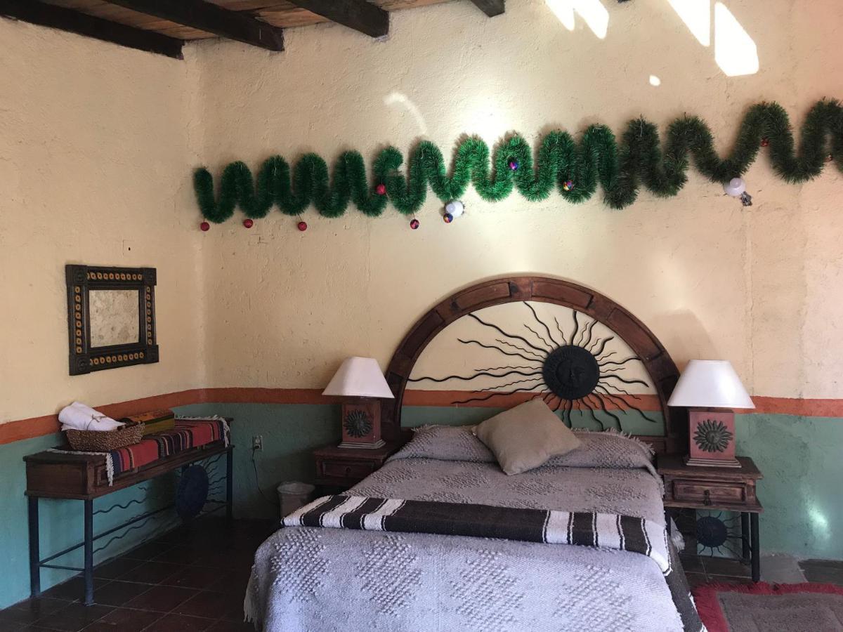 Rancho Cumbre Monarca Hotel Manzana de San Luis Exterior photo